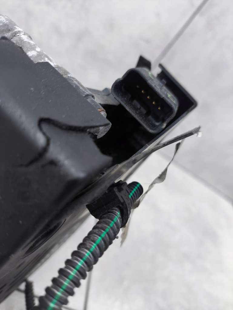 Scudo генератор citroen peugeot toyota 9826550280 ? Недорого