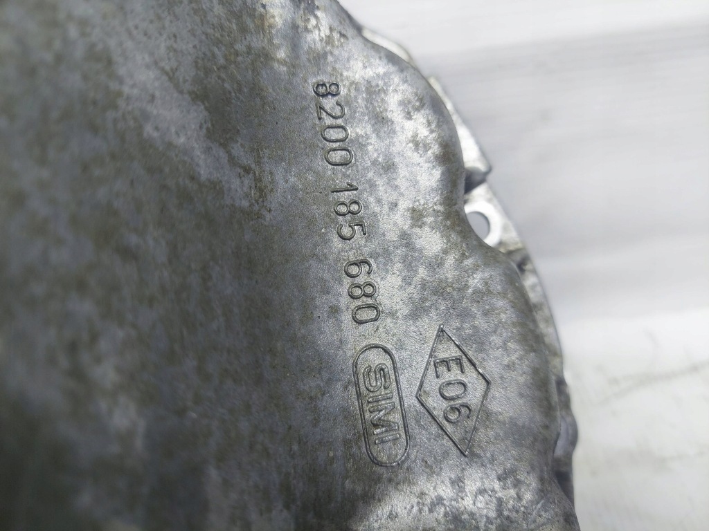 Поддон масляная 8200185680 renault megane 2 1.9 Оригинал