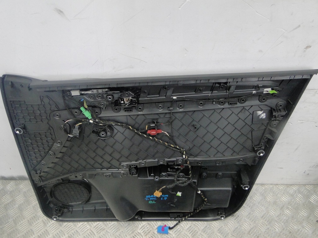 фото №6, Обшивка оббивка двері vw t-roc 2ga 2ga867011 2ga867012 2ga867211 2ga867212