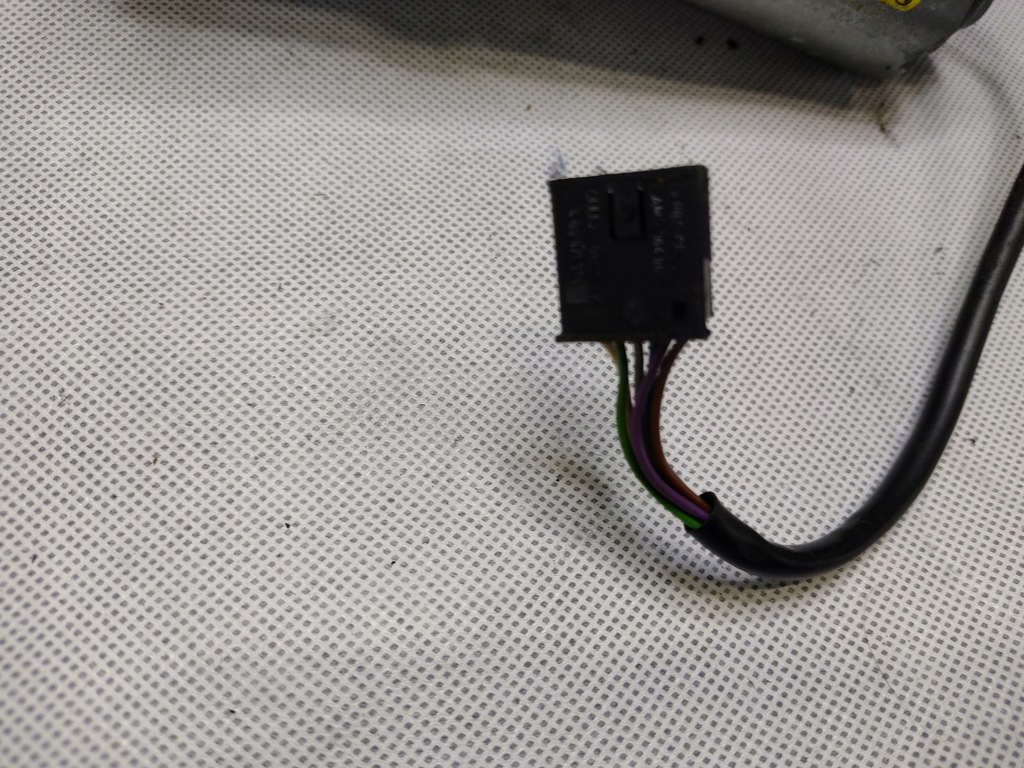 фото №15, Люк volkswagen passat b6 sedan 1k0877255