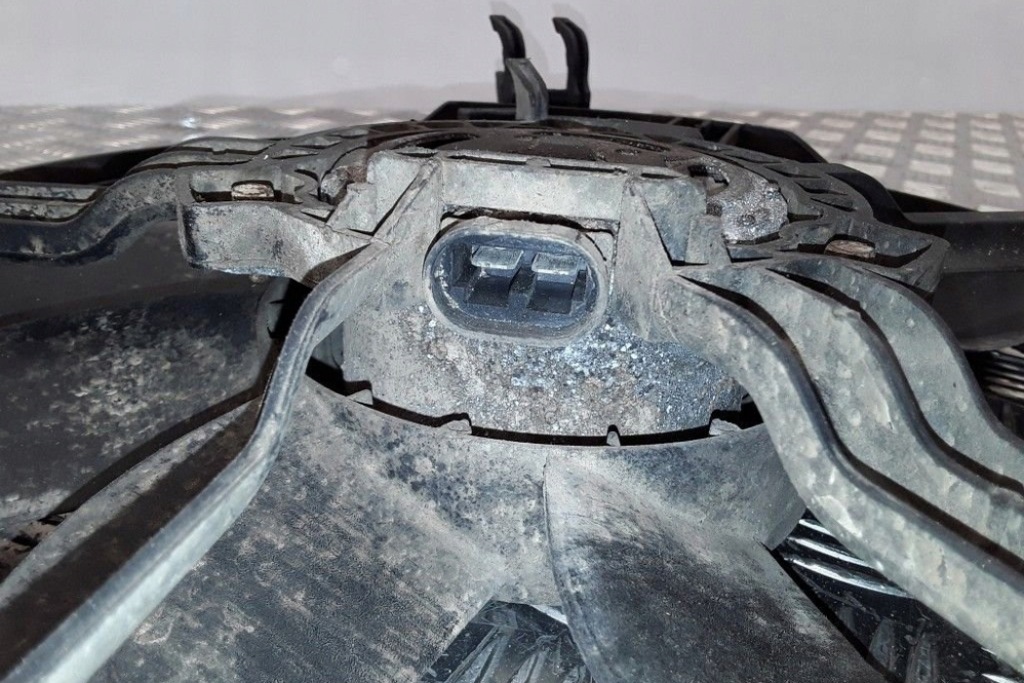 Вентилятор радиатора renault kangoo kc0/1_ 8240504 1.5l дизель 50kw 2006 Киев