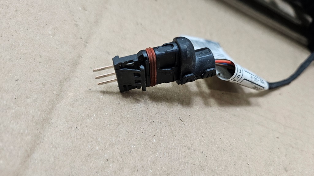 фото №7, Повітропровід жалюзі впуск повітря bmw x1 f48 9319918-01