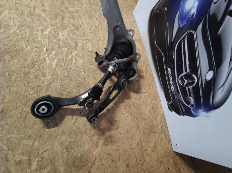 фото №7, Поворотный кулак перед передняя land rover discovery v