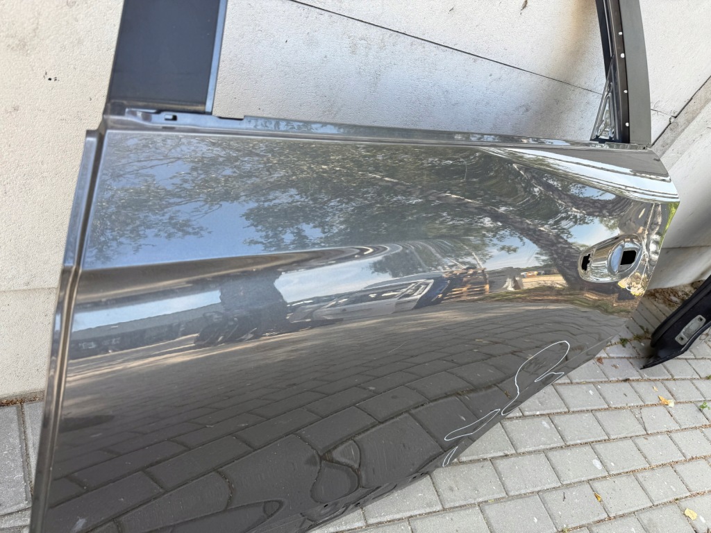 Дверь mg mg4 ev задние левая задний  левый Киев