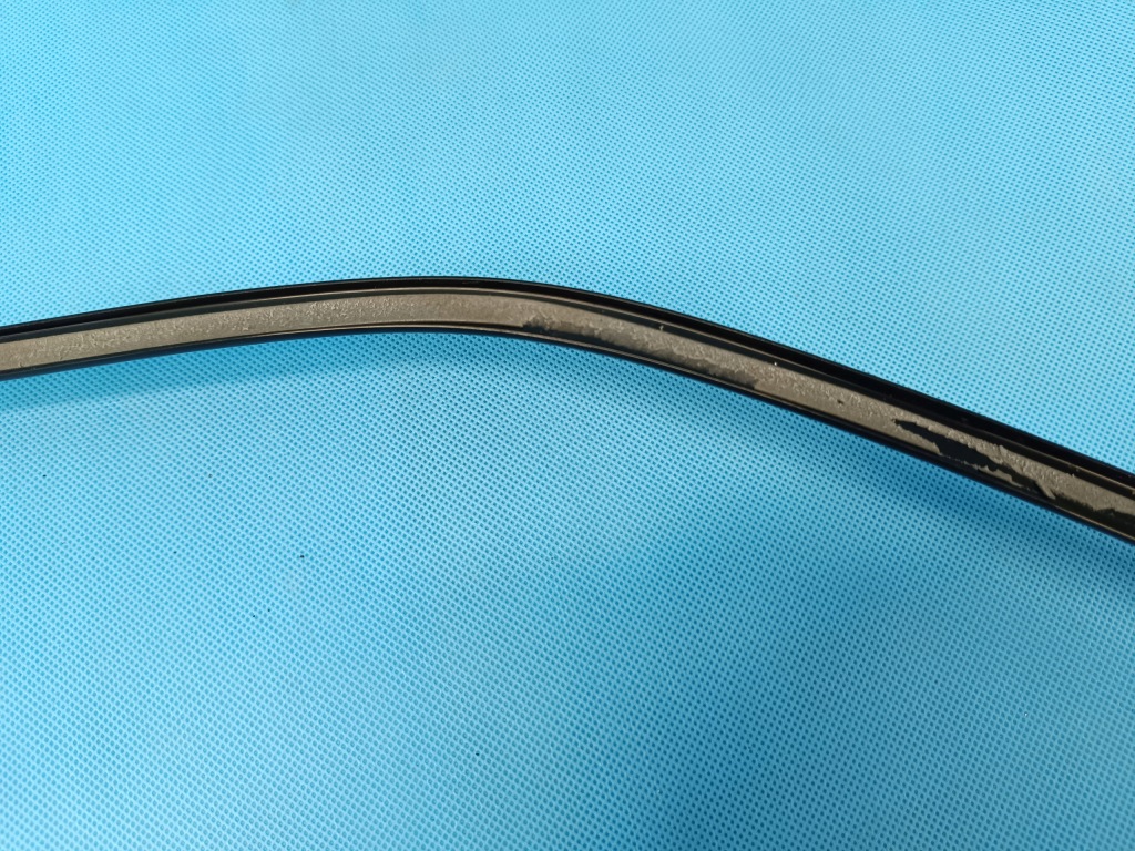 фото №9, Skoda superb 3 combi 2.0tfsi 4x4 2018r молдинг декоративна правий задня black piano