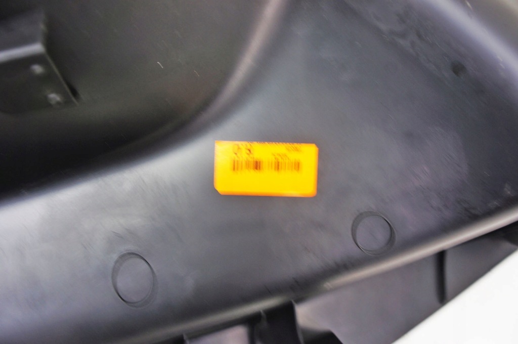 Mv064 fiat tipo 2 накладка порог правая  задняя седан Недорого