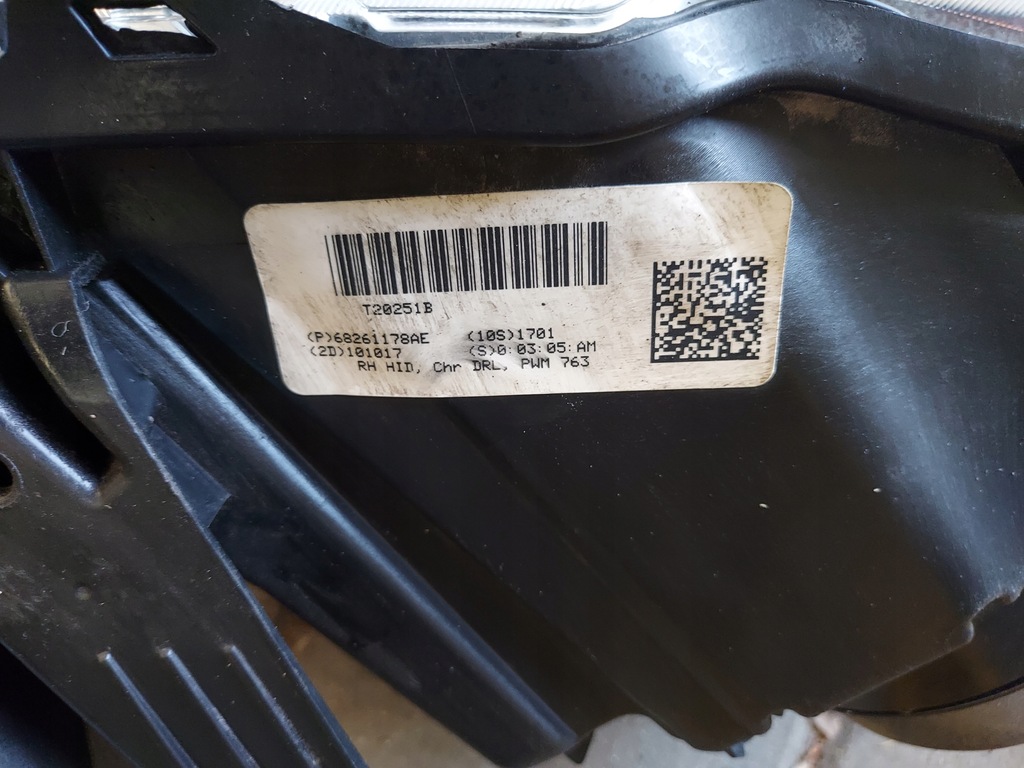 фото №8, Dodge durango citadel wd 16- лампы комплект ксенон ксенон правая левая