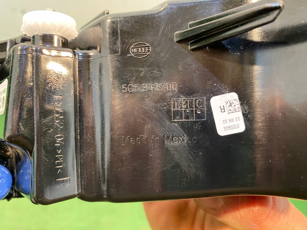 фото №7, Vw new beetle 5c5 противотуманная фара правый 5c5941700c