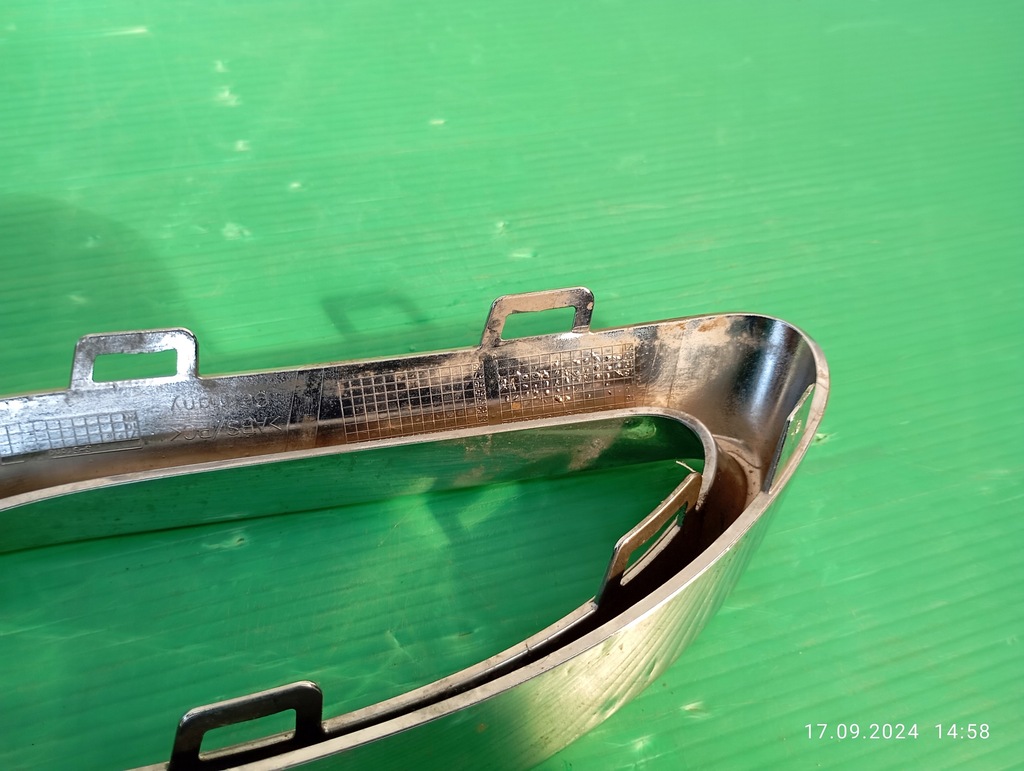 фото №8, Хром наконечник выхлоп бампера правая mercedes w205 a2058852321