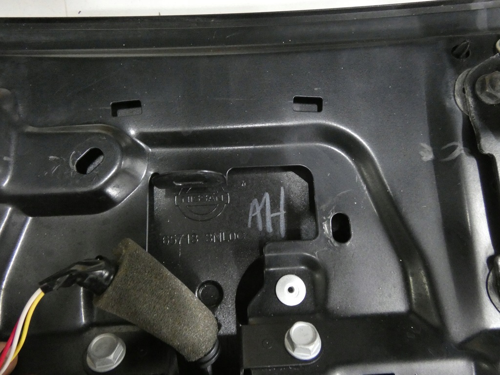 фото №9, Корпус роз'єм заряджання, кришка nissan leaf i + камера