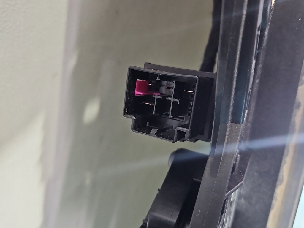 фото №12, Люк панорама skoda superb iii kombi