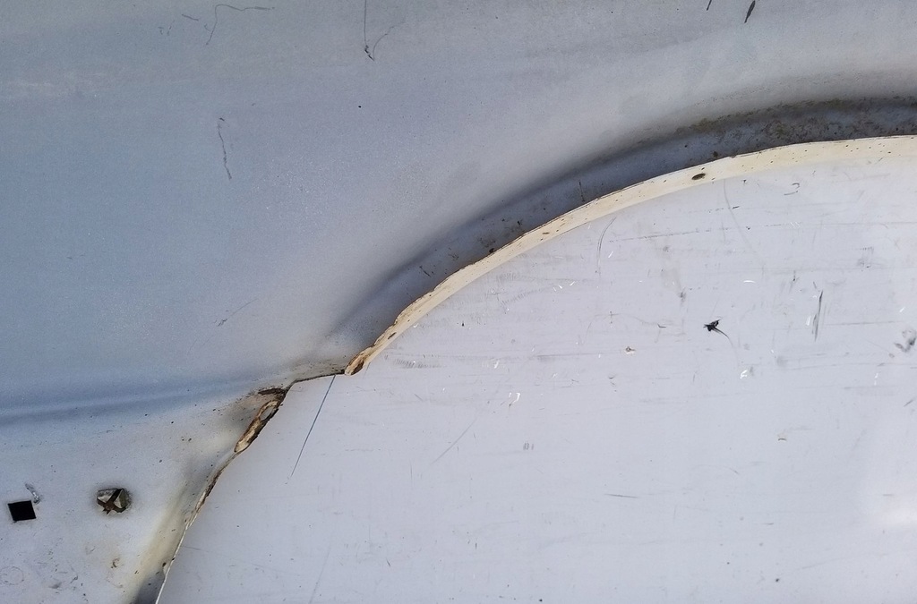 фото №7, Audi 80 b4 крыло правый белый bez ржавчина