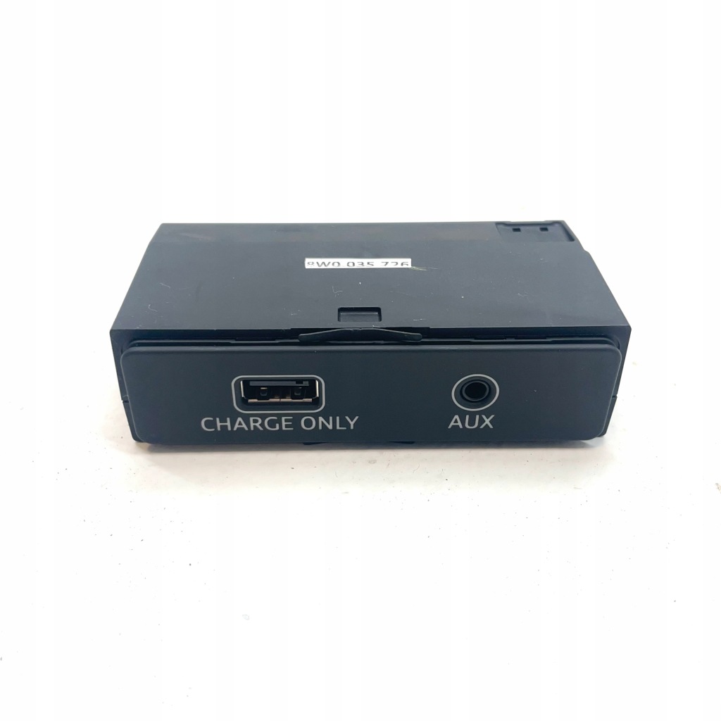 фото №1, Audi a4 b9 port usb aux-in 8w0035726