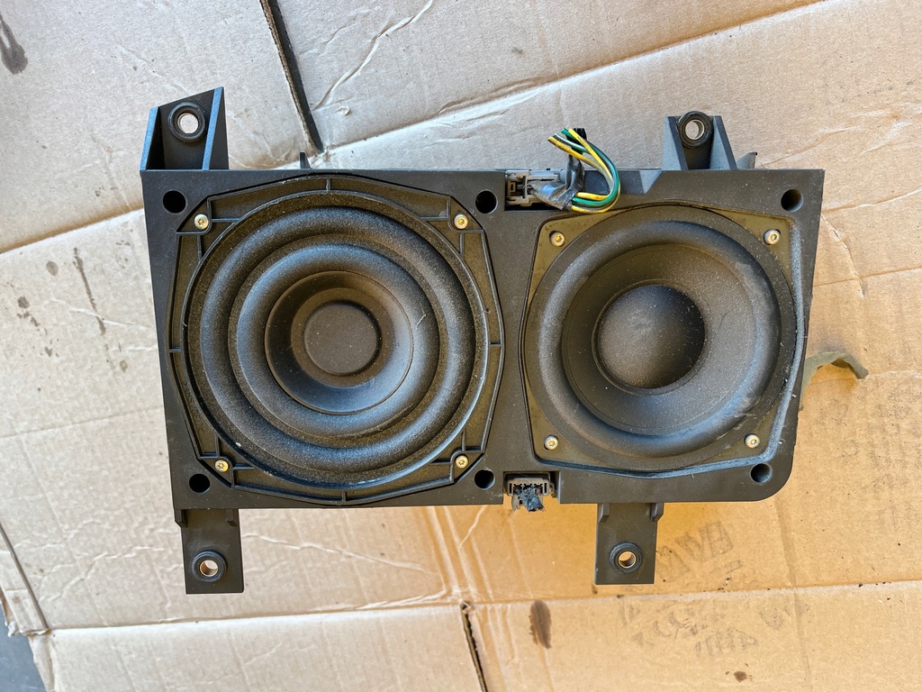 фото №1, Динамик сабвуфер volvo s40 v40 2000-2004