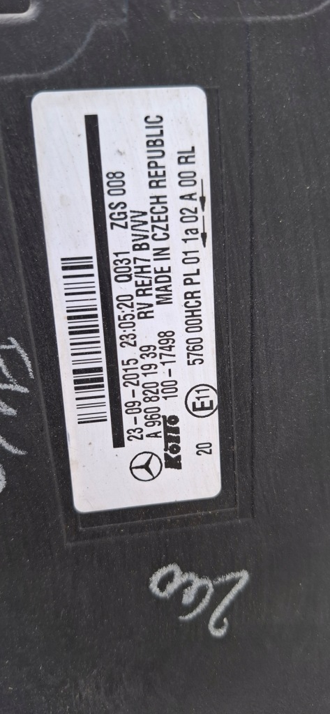 Mercedes actros mp4 2011- фара правая  перед a9608201939 европа Цена