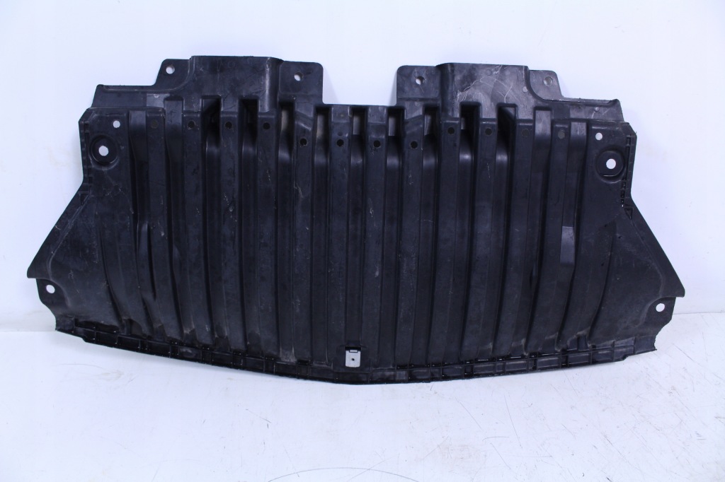 фото №1, Захист двигуна mercedes a257