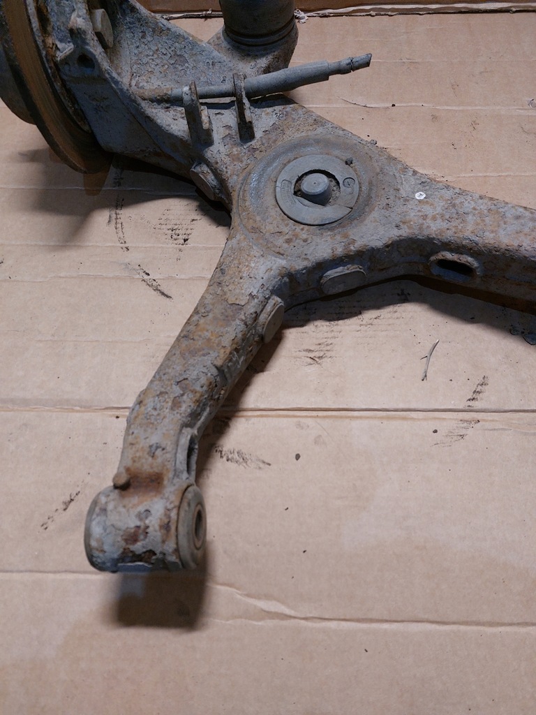 фото №12, Рычаг поворотный кулак правый задняя mercedes vito w638 2.3d