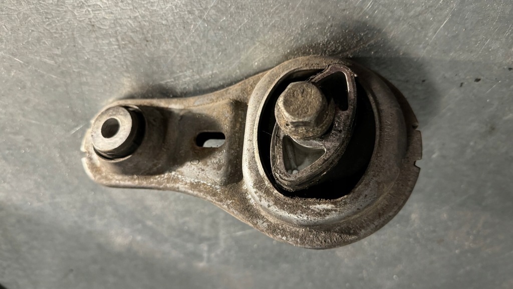 фото №2, Подушка двигуна opel renault