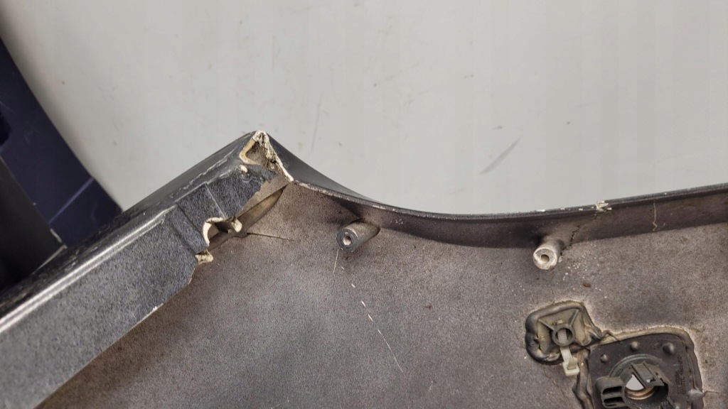 Ferrari italia бампер задний  оригинал с Разборки