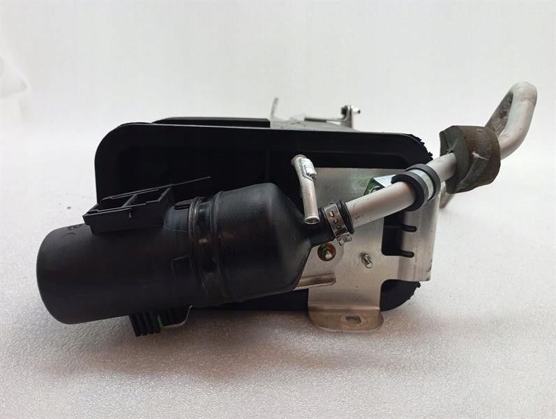 Бак ferrari california t f149 14-17 310413 бак evap Зі Шроту