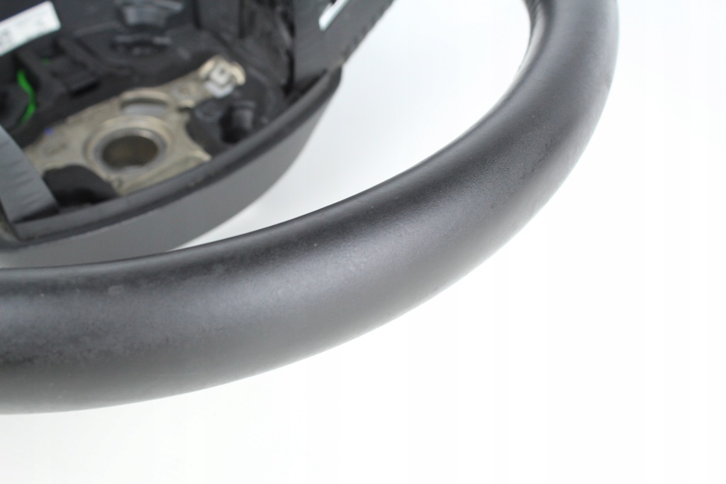 фото №4, Воздуховод audi a4 b8 lift кожа мультифункция 11-