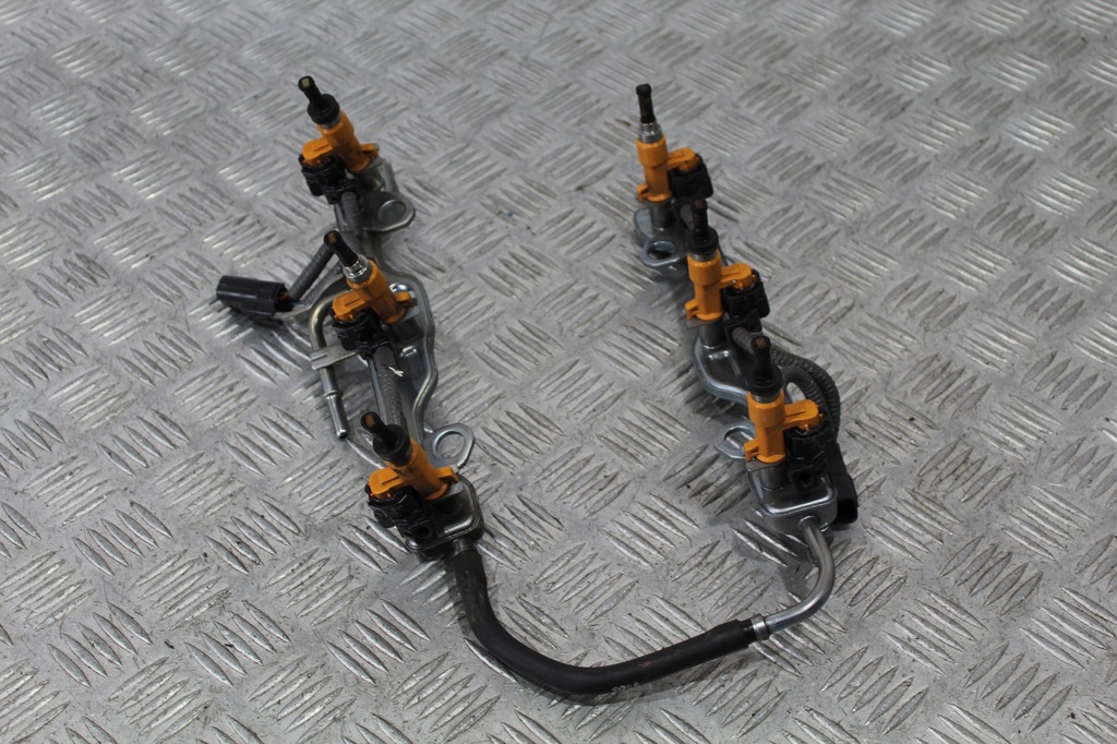 фото №1, Накладки топливные форсунки lexus rx 450h iv 4