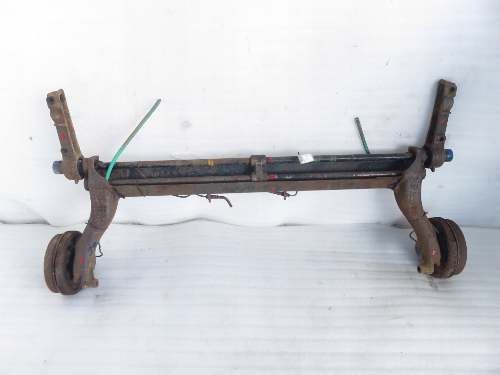 Купить Балка задний  renault megane 1 hb