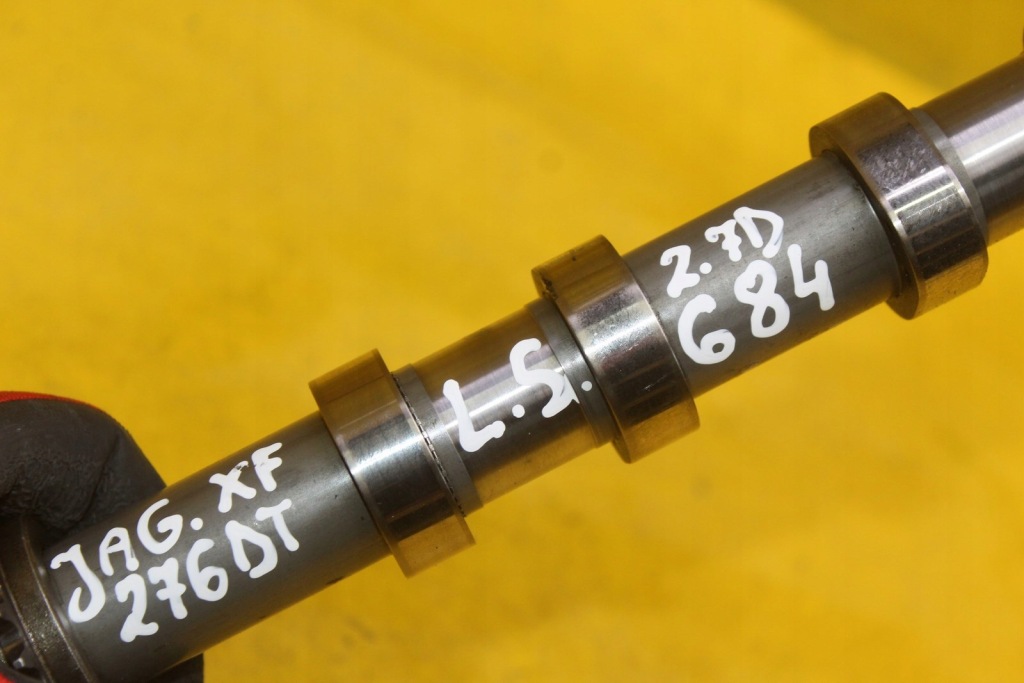 фото №8, Вал розподільного валу лівий впускний  jaguar xf x250 x351 2.7 d 276dt 4r8q-6a271-ab