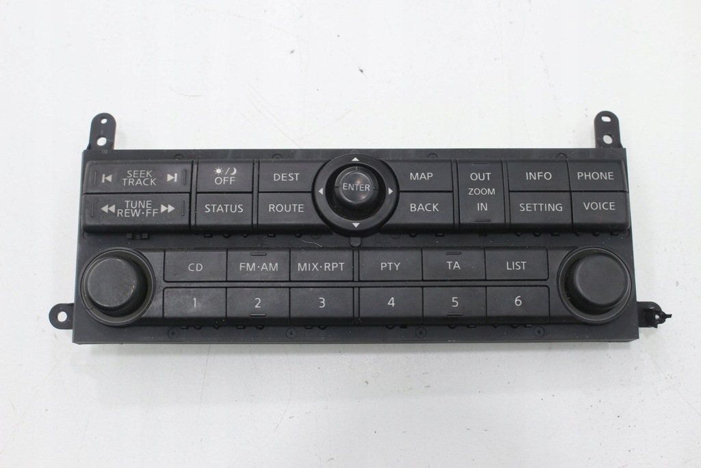 фото №1, Navara d40 панель радио 28395ep005