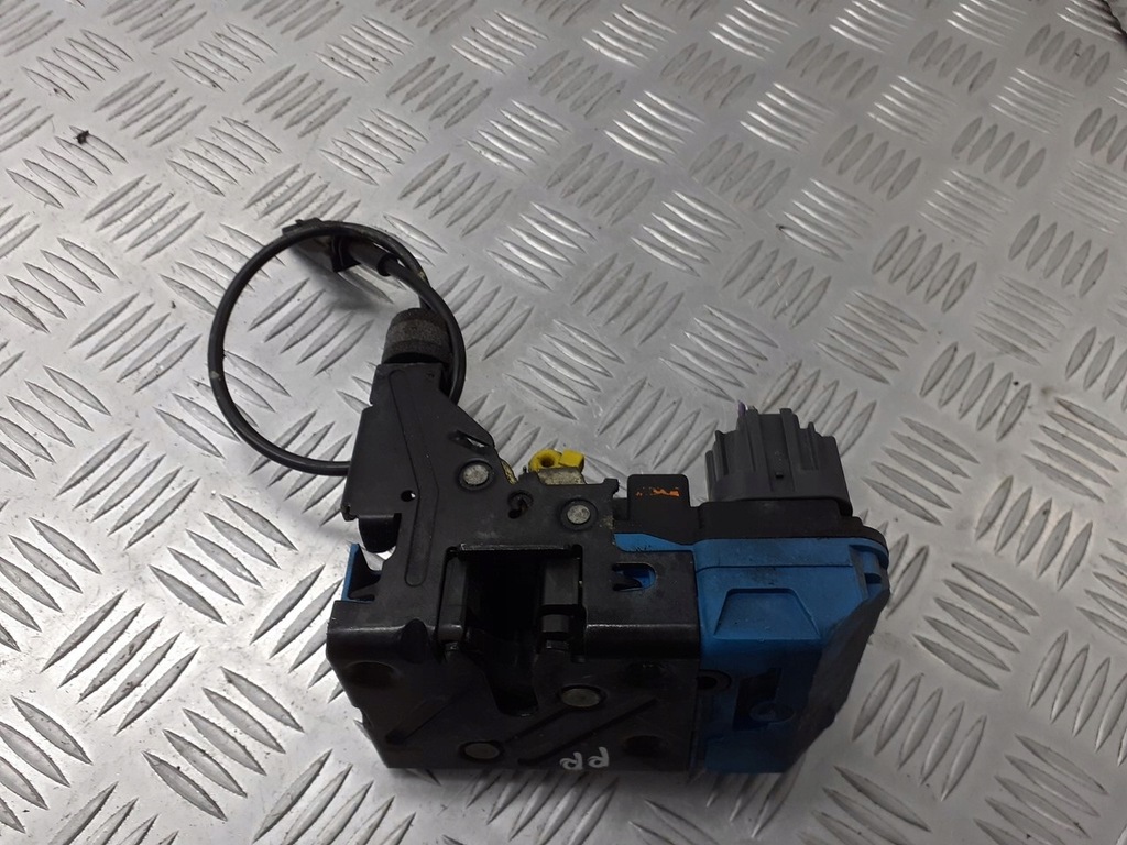 фото №2, Замок дверь правый перед volvo s80 8pin