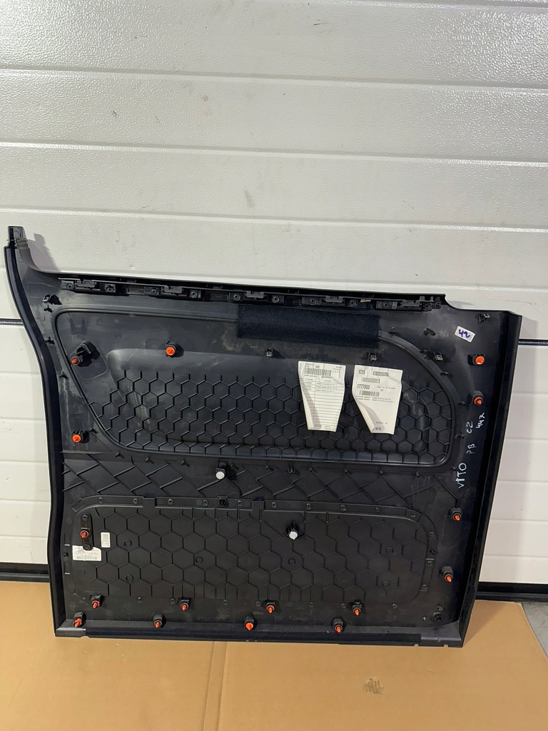 фото №12, Обшивка правий bok, оббивка права, ручка, бічна mercedes w447 cz, vito