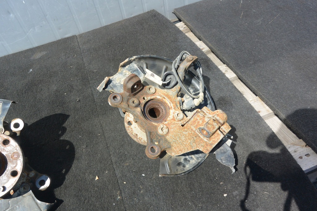 фото №6, Поворотный кулак перед правая левая vw passat b7 usa vw