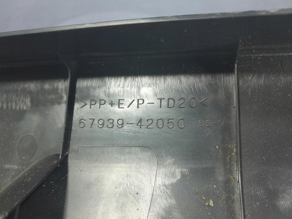 фото №6, Toyota rav4 v xa50 молдинг захист кришки багажника 67939-42050