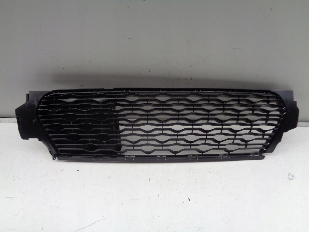 фото №1, Решётка бампера dacia duster ii 17-