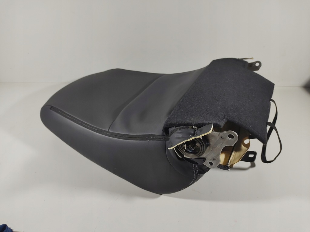 фото №14, Lexus is300h 13r спинка сиденье правое