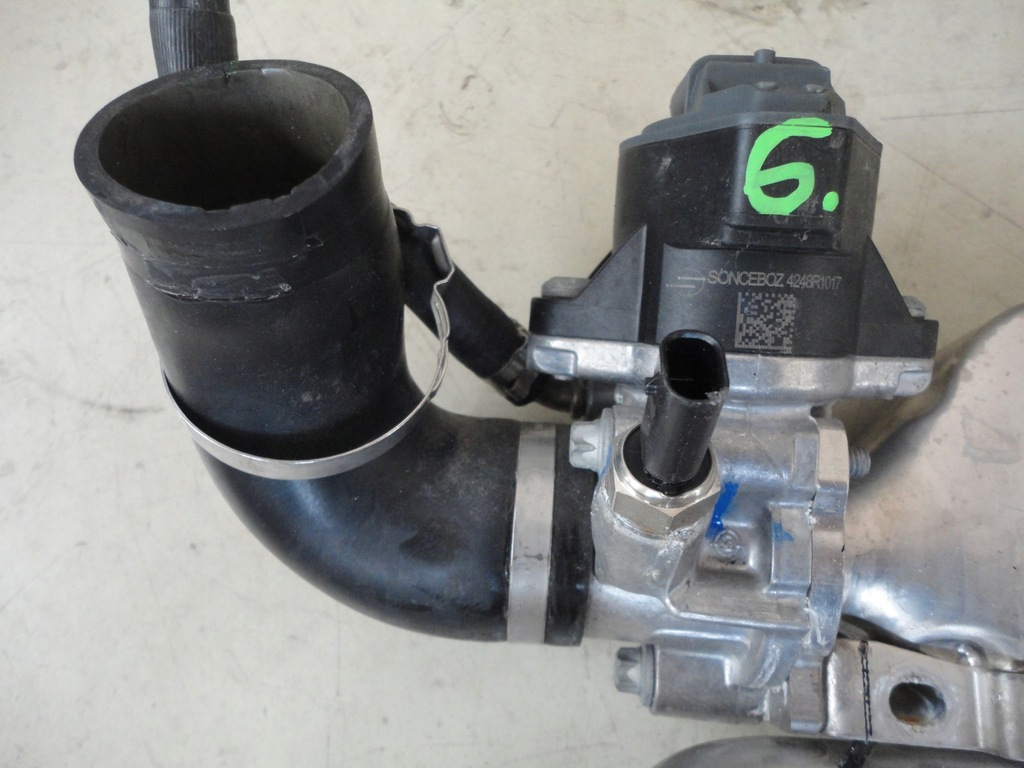 фото №5, Труба воздухозаборник mercedes e200 e220 w213 2.0 2.2 cdi