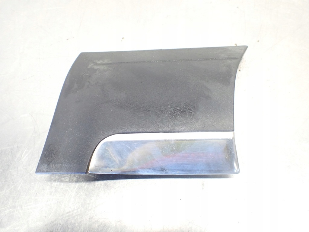 фото №1, Молдинг крыла правого volkswagen touareg 5.0