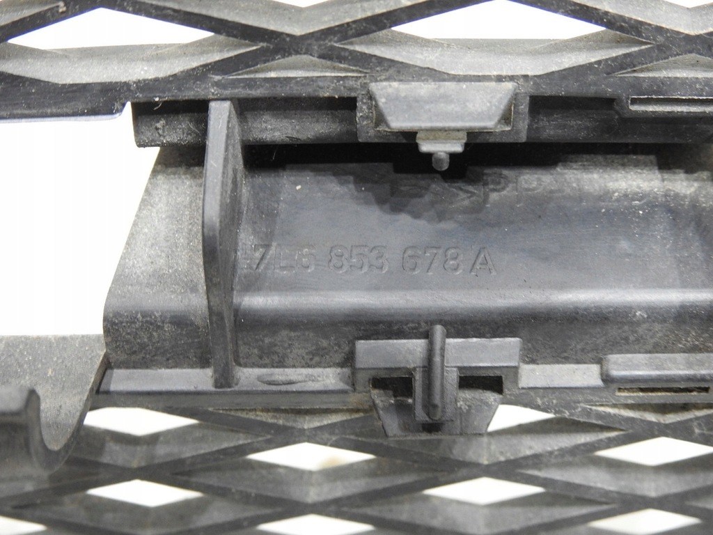 фото №9, Решітка бампера перед vw touareg i 7l6853678a