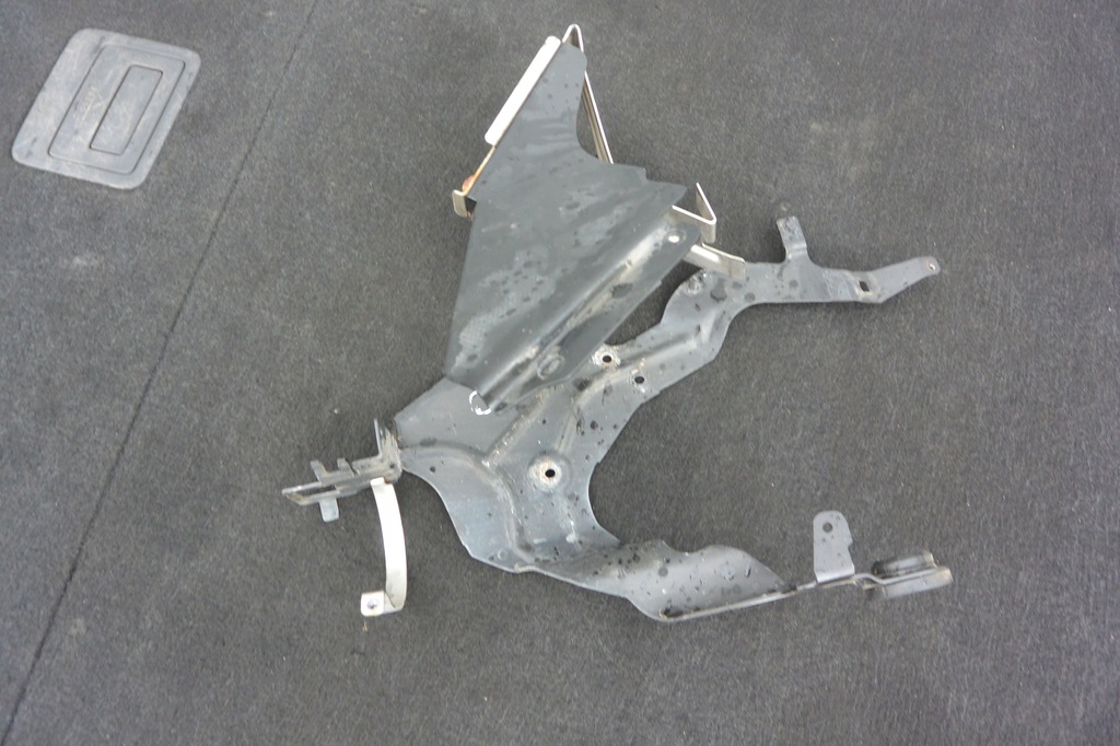 фото №10, Audi q7 кронштейн webasto 4l0971981c