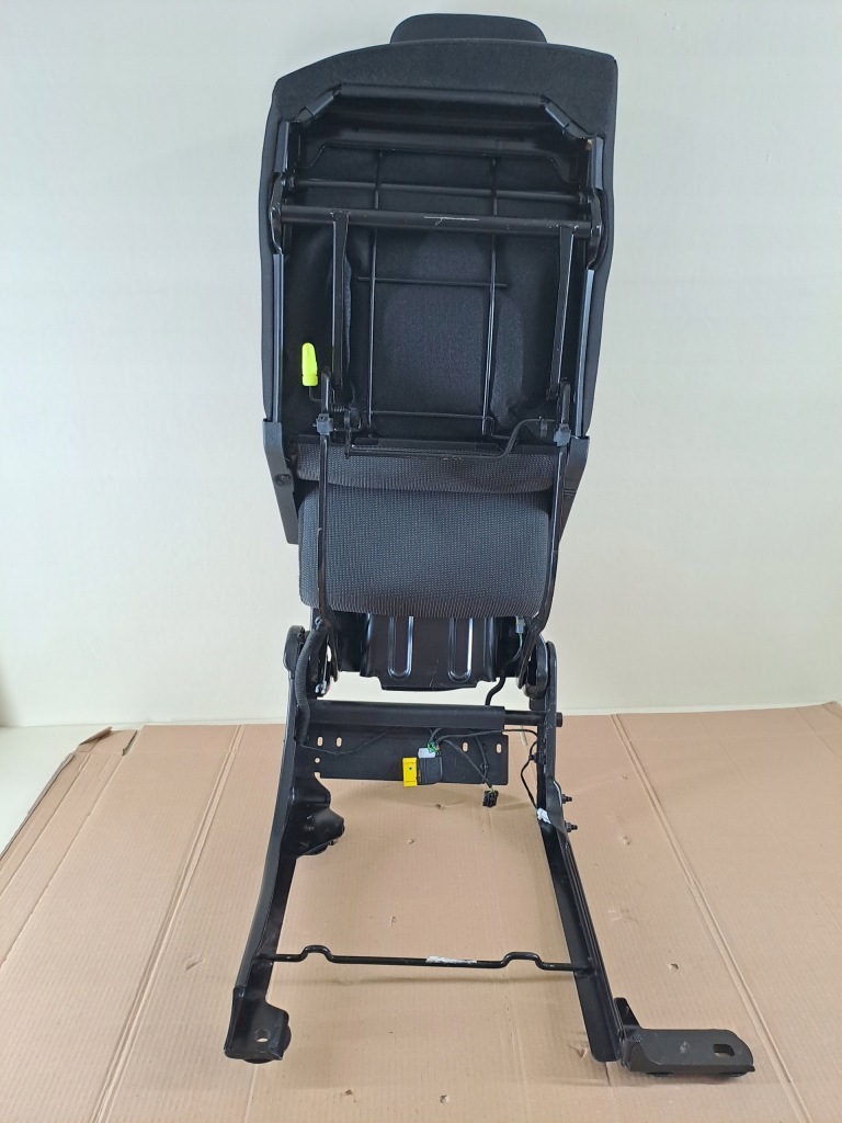 Сиденье передний правый перед пассажира складной toyota proace city 22r Оригинал