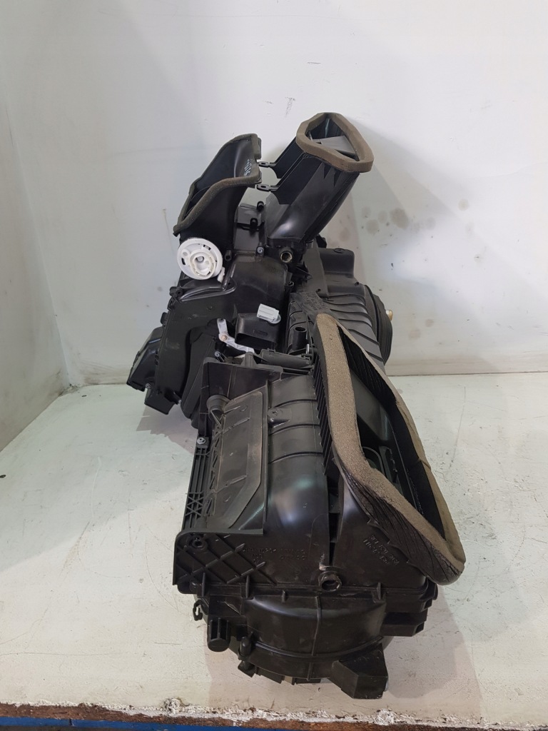 фото №5, Отопитель комплектная 5n1820003l vw tiguan 5n 2.0 tdi 12r eur