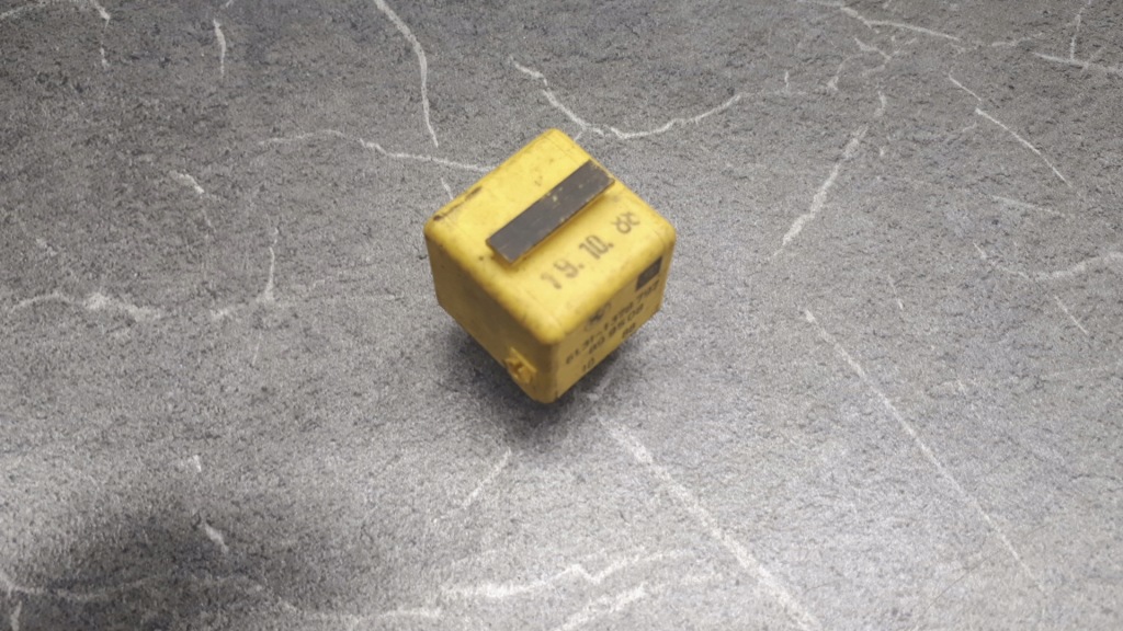 фото №2, 1378797 реле bmw e32 e34