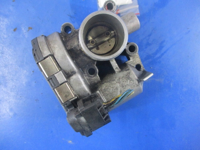 фото №4, Smart fortwo i 0.6 дросельна заслінка 0003094v006 0205003055 bosch