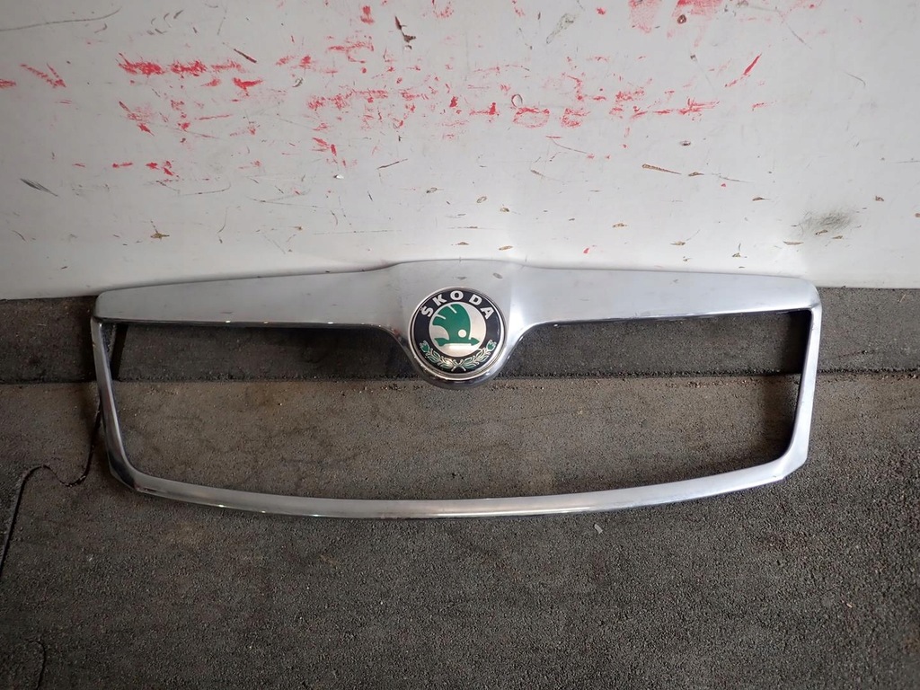 фото №1, Решітка радіатора хром skoda octavia ii lift 08- 1z0853661a