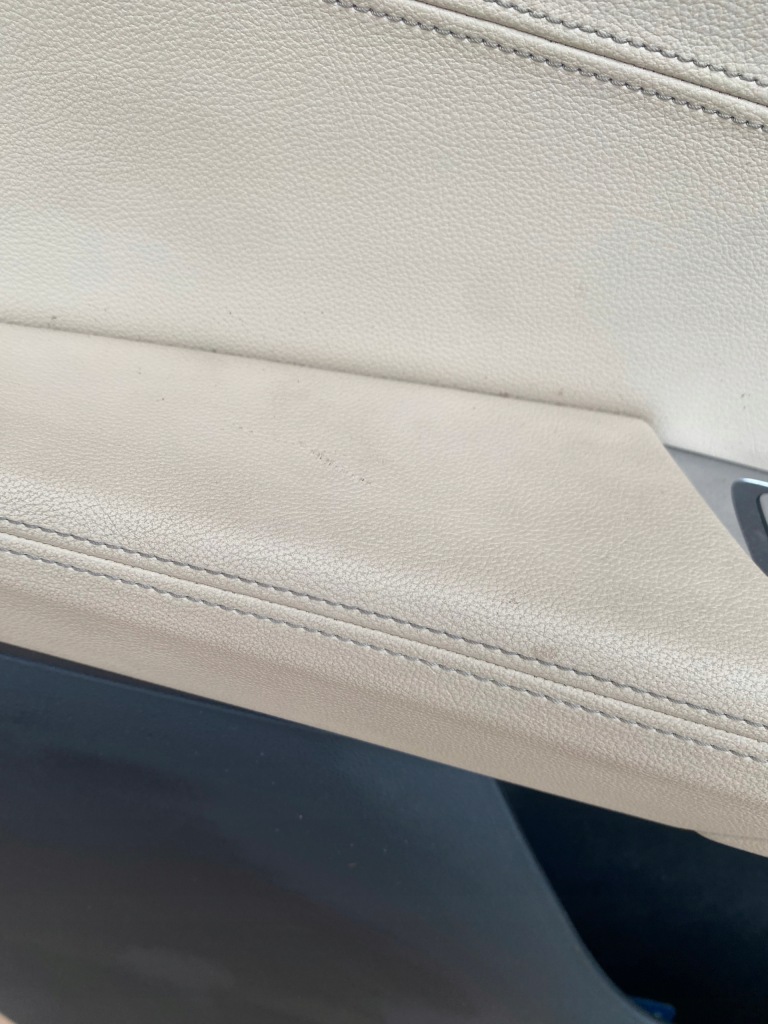 Оббивка обшивка двері лівий перед передній bmw x3 g01 світлий нитка Київ