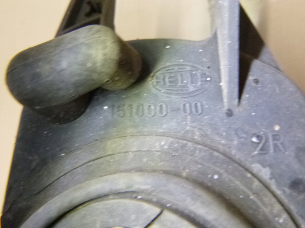 Противотуманная фара правый mercedes w215 cl 01r. hella в Украине