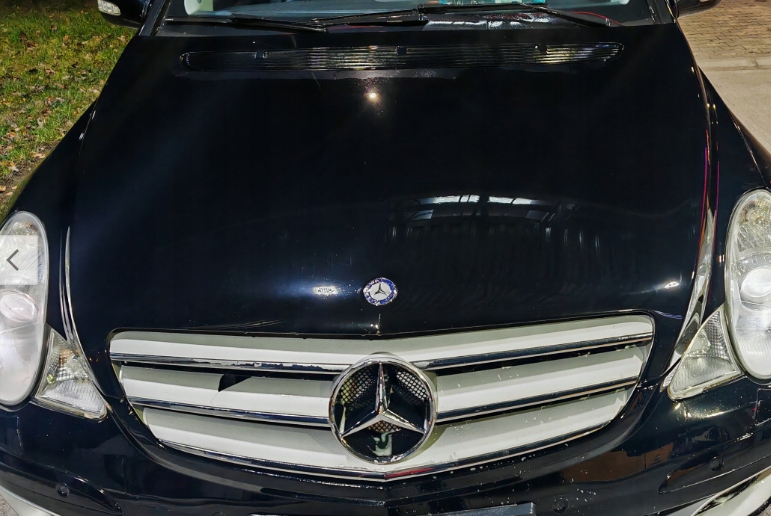 фото №1, Капот mercedes r klasa w251 040 c040 czarna