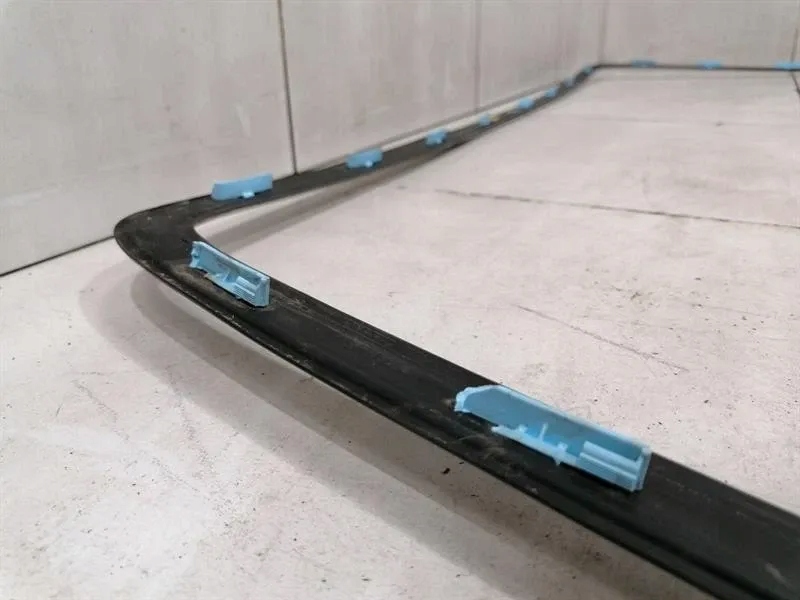 Bentley arnage t rear window молдинг pv111331pa смуга - Зі Шроту