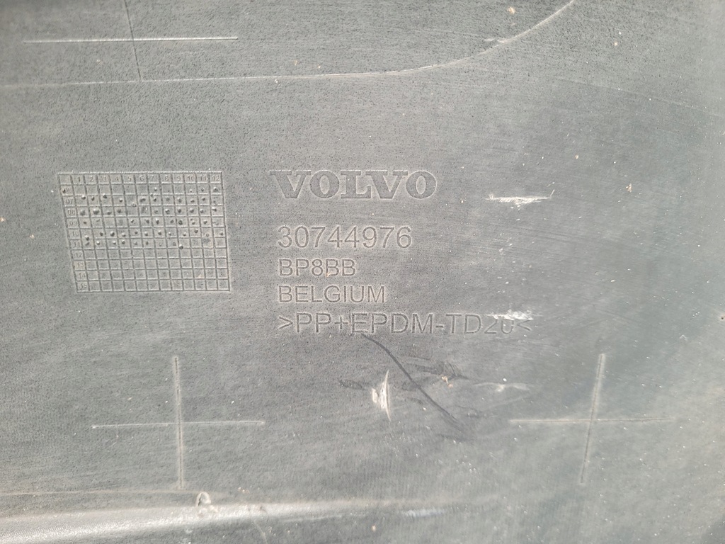 фото №9, Volvo s40 ii v50 | бампер перед передній lift 30744976 | 0837