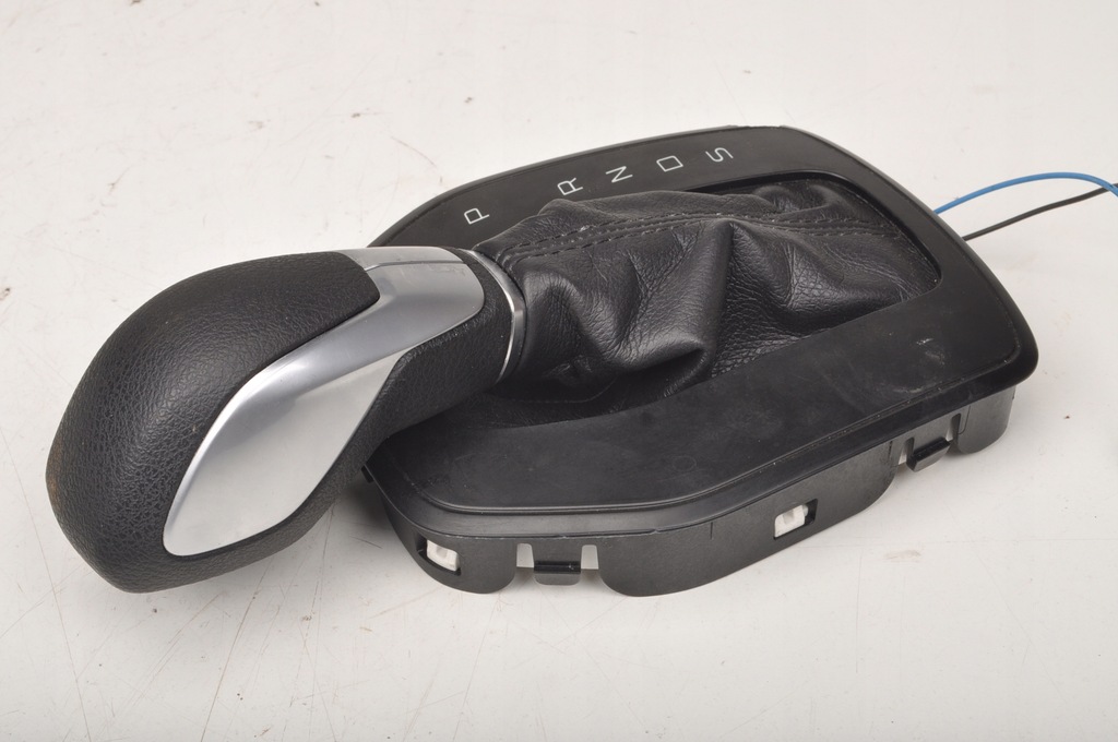 фото №10, Ford b-max чехол ручка переключения передач